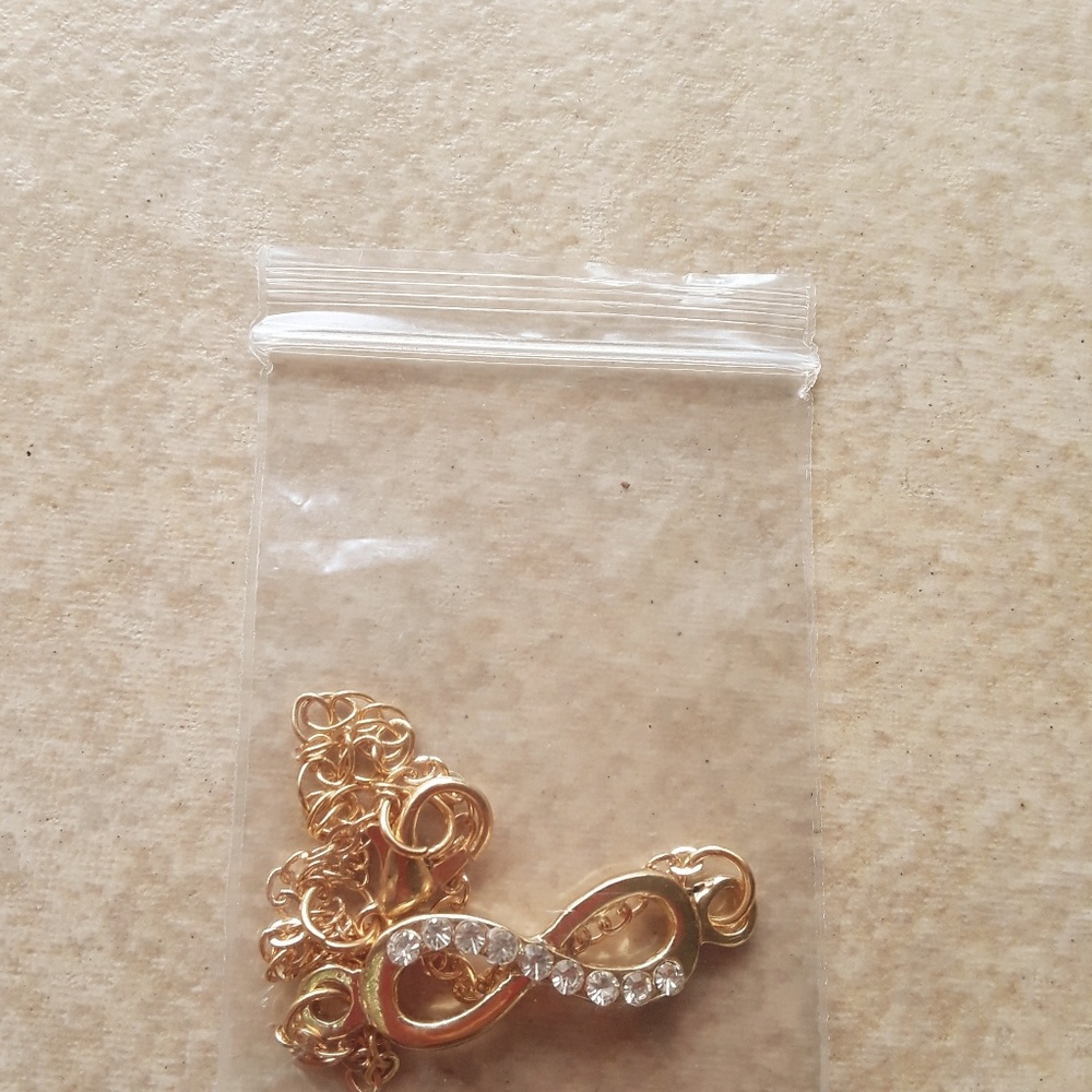 Simple Gold Infinity Bracelet - Picture 4 of 4